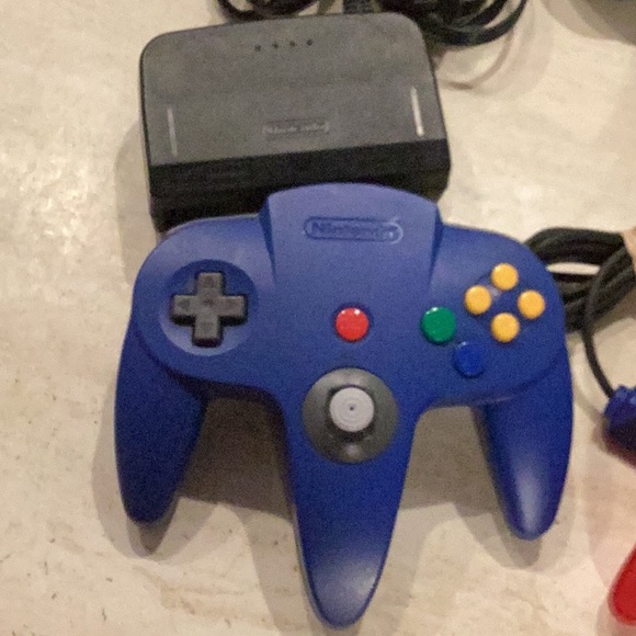 Nintendo 64 Console & 2 Controllers & Mario Kart N64 Game Authentic Original OEM - Picture 12 of 16